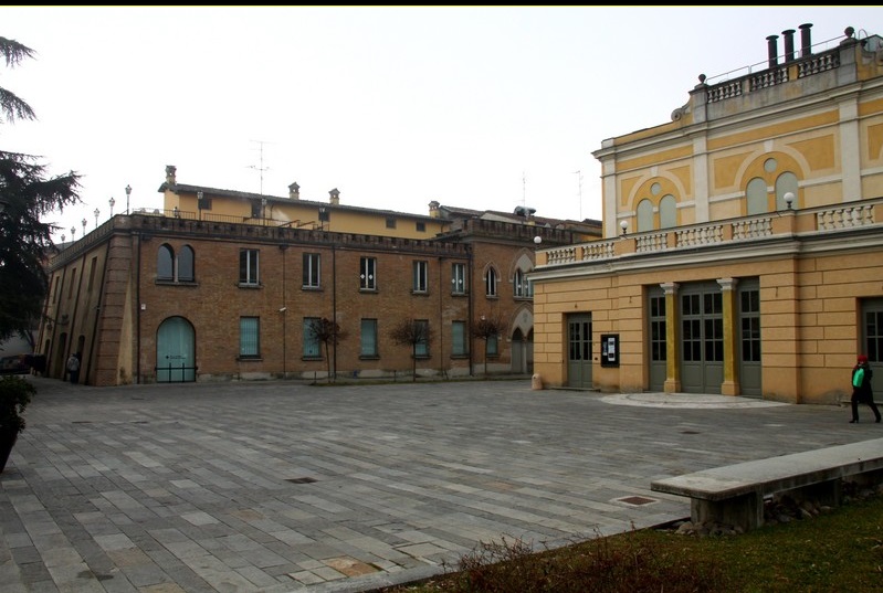 Piazza Gramsci